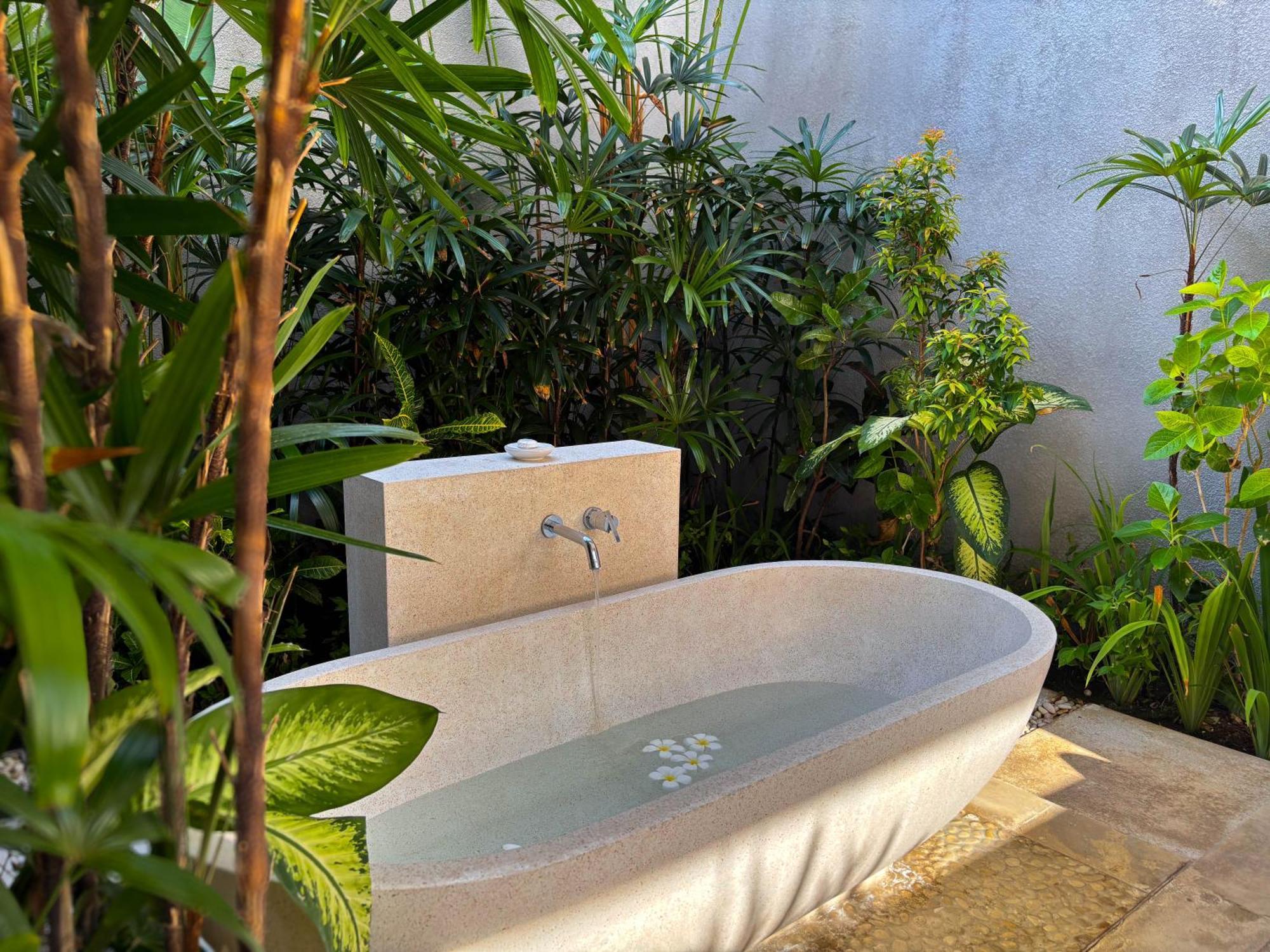 Nyaman Villas Seminyak  Bagian luar foto