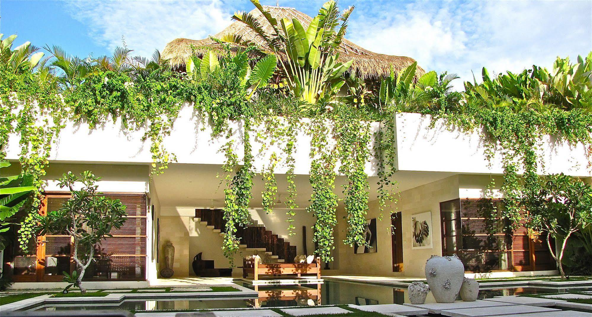 Nyaman Villas Seminyak  Bagian luar foto