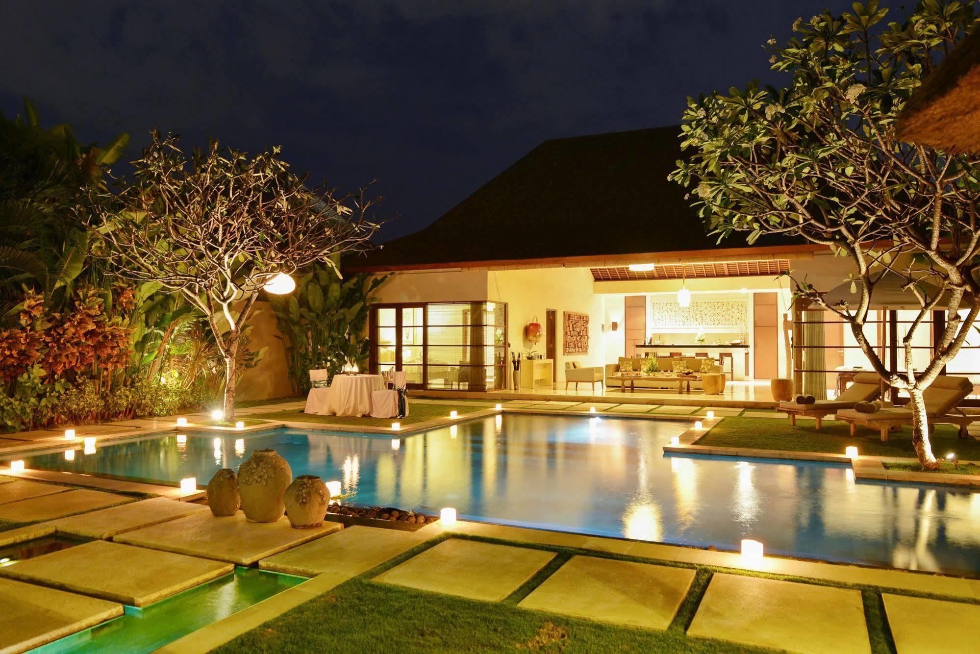 Nyaman Villas Seminyak  Bagian luar foto